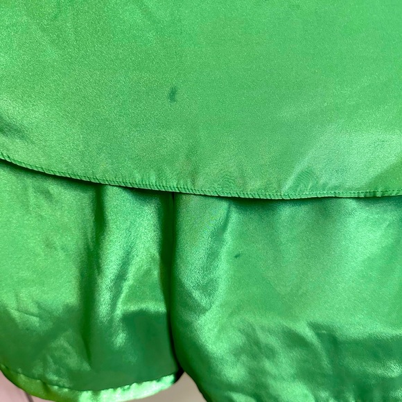 Victoria Secret Vintage Woman’s Pajamas Set With Shorts. - Picture 7 of 11